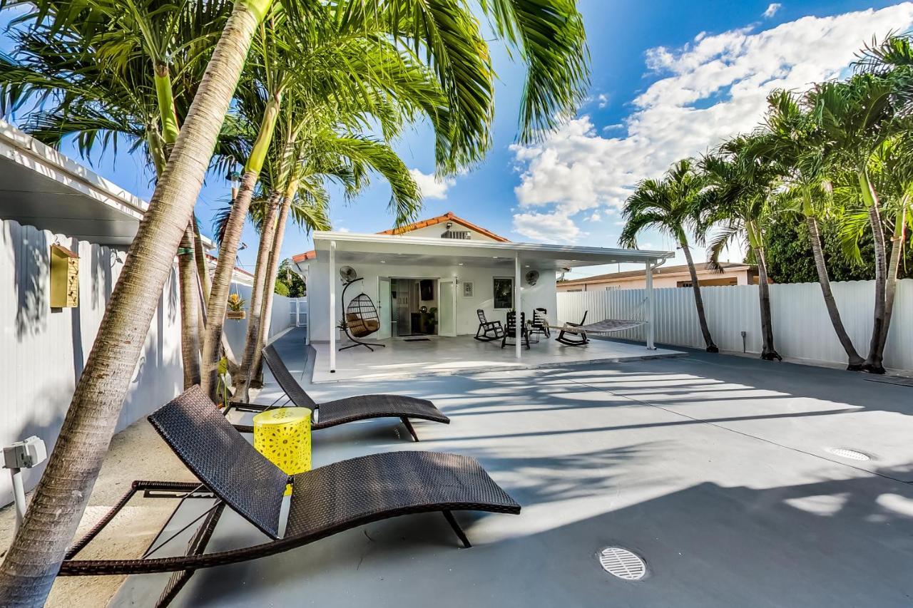 Luxurious Tropical Private Oasis By Mia Airport Villa Hialeah Exterior photo